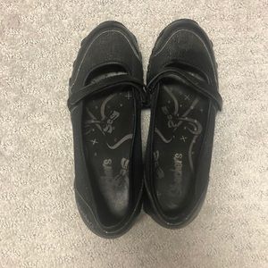 Sketchers flats